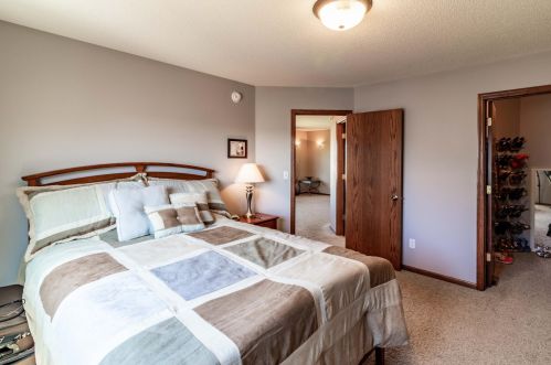 437 22nd Ave, Sartell MN  56377-2469 exterior