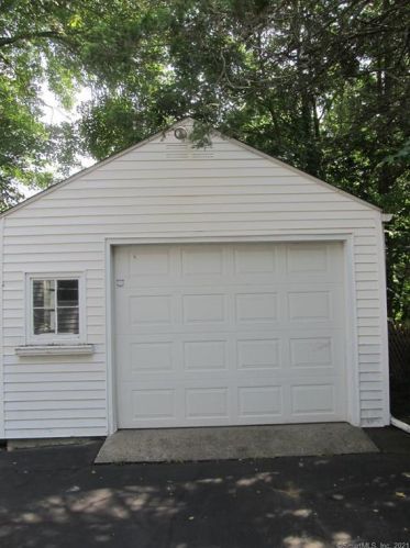 342 Country Club Rd, New Britain, CT 06053-1026