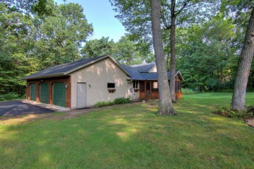 827 250th St, East Farmington WI  54020-4320 exterior