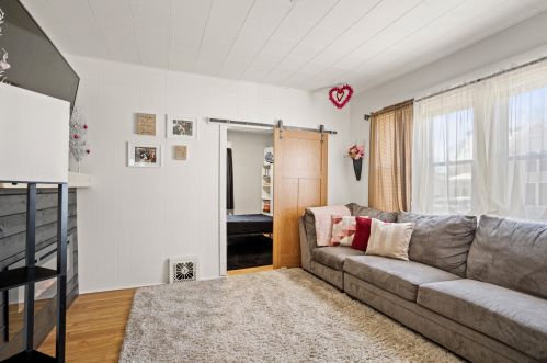 237 Union St, Waukesha WI  53188-3741 exterior