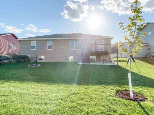 536 Falk Dr, Edgerton WI  53534-2159 exterior