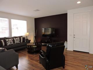 418 Cool Creek Ct, Brawley, CA 92227-3226