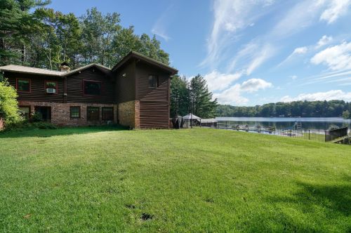 16 Sweet Miller Ln, Rindge NH 03461-5739 exterior