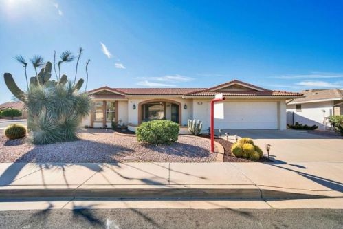 7913 Natal Ave, Mesa, AZ 85209-6162