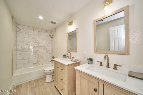 1811 Encinas Ln, Phoenix AZ  85040-1414 exterior