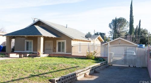 235 48th St, San Bernardino, CA 92404-1213