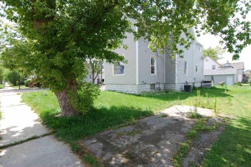 224 Doty St, Fond Du Lac, WI 54935-3352