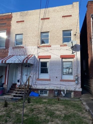 541 6th St, Trafford, PA 15085-1003