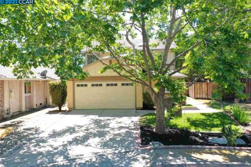 963 Junction Ct, Concord, CA 94518-3360