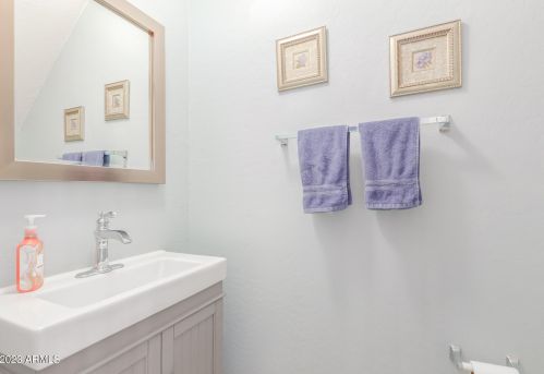 5722 Larkspur Dr, Glendale AZ  85304-1612 exterior