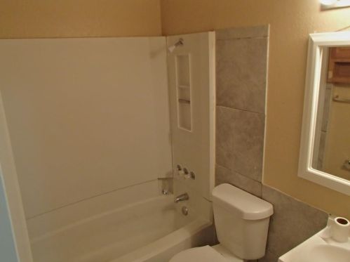 304 Algerita Dr, Georgetown TX  78628-2460 exterior