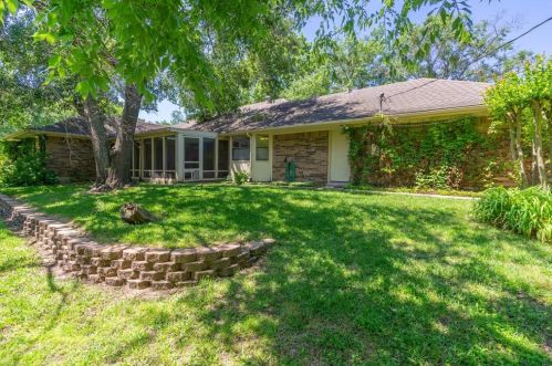 319 Jamie Way, Greenville TX  75402-8045 exterior