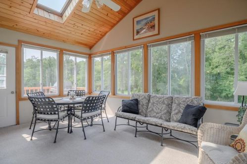 12 Birch Rd, Danbury CT  06811-3456 exterior