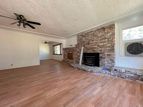 4450 Scotts Valley Rd, Lakeport CA  95453-9470 exterior
