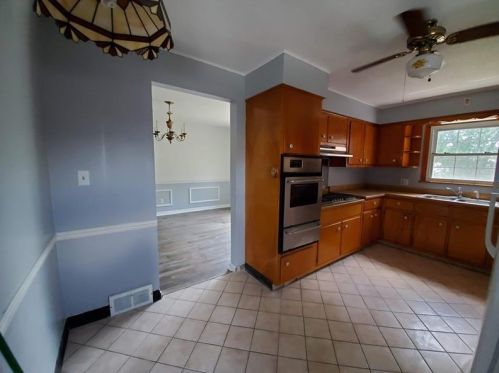 117 Sheridan Ave, New Castle PA  16105-2558 exterior