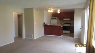 4979 Holt Ave, Fresno, CA 93705-0157