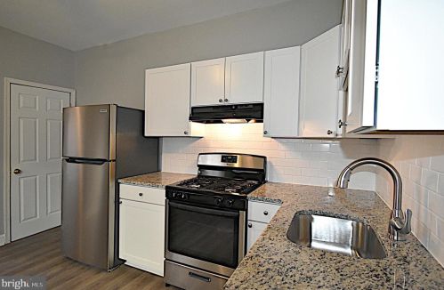 6716 Marsden St, Philadelphia PA 19135-2226 exterior