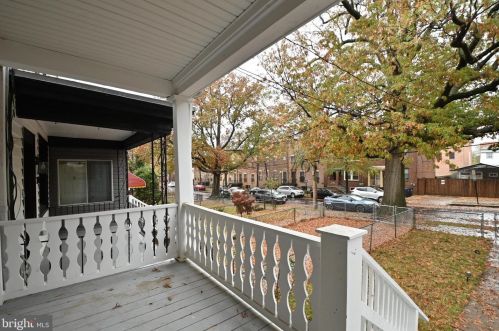 2015 Naylor Rd, Washington, DC 20020-6807