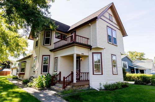 2945 South St, East Troy, WI 53120-1219
