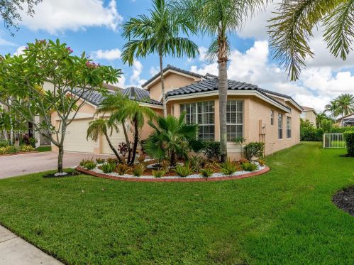 19453 55th St, Hollywood, FL 33029-6277