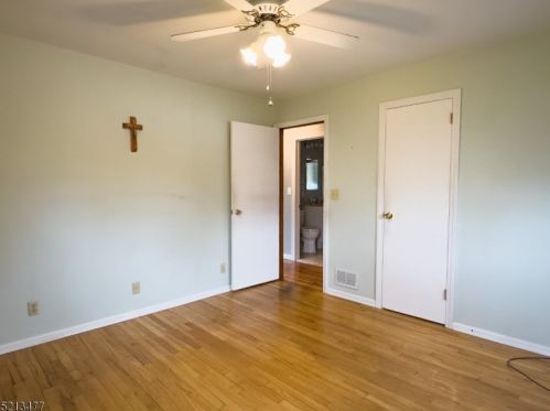 22 Fisher Pl, Clark NJ  07066-3239 exterior