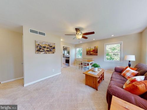 575 Winding Rd, Lansdale PA  19446-3446 exterior