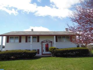 3566 Golden Key Rd, Steinsville, PA 19529-9017