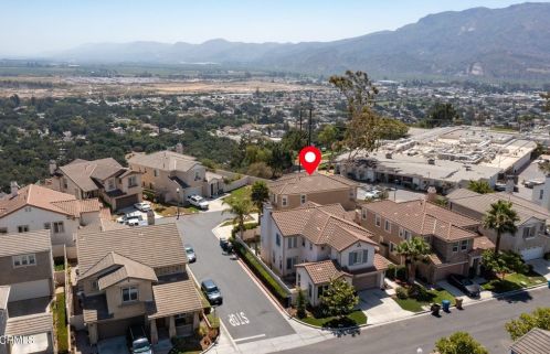 871 Coronado Cir, Santa Paula CA  93060-1666 exterior
