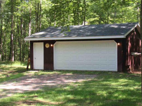 11550 Kalies Shady Ln, Crivitz, WI 54114-8911
