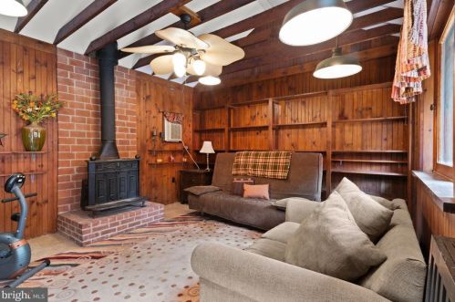 2017 Bethel Rd, Lansdale PA 19446-6054 exterior