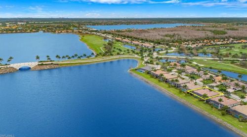 10070 Biscayne Bay Ln, Naples FL 34120-3754 exterior