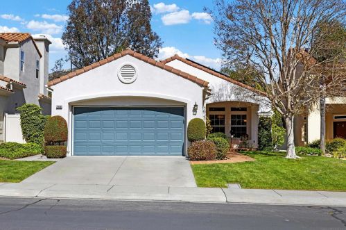 2346 Fallbrook Pl, Escondido CA  92027-6738 exterior