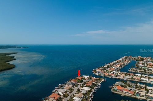 4904 Galleon Ct, New Port Richey, FL 34652-3072