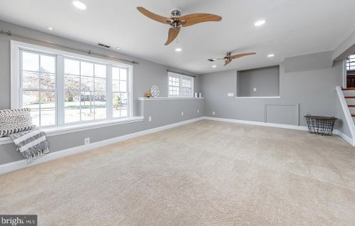 7 Nassau Ave, West Deptford NJ  08066-1120 exterior