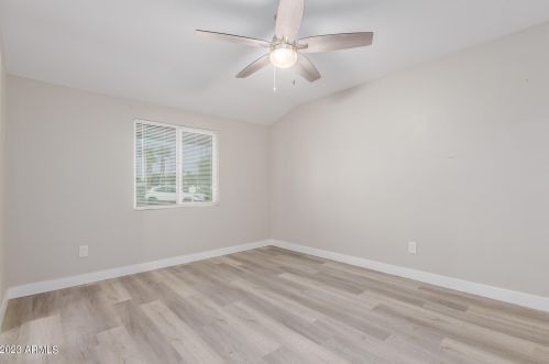 7332 17 Ave, Phoenix AZ 85085-6300 exterior