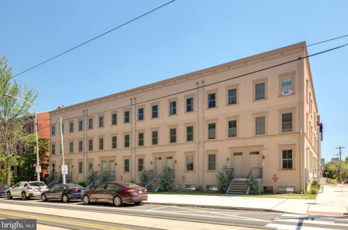 2012 Girard Ave, Philadelphia PA  19130-1421 exterior