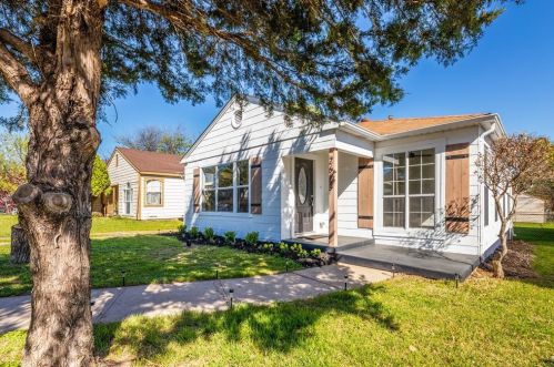 2623 Clarendon Dr, Dallas, TX 75211-5350