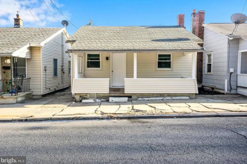 836 Mauch Chunk Rd, Palmerton, PA 18071-1112