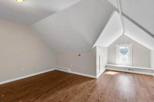 30 Foster St, Manchester CT 06040-5330 exterior