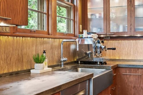 1003 Sylvan Ave, Milwaukee WI 53217-5355 exterior