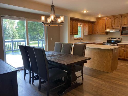 2521 Silver Cliff Trl, Green Bay, WI 54313-3904