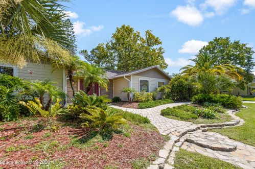 4950 Pinewood Pl, Cocoa, FL 32926-3453