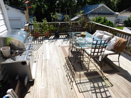 126 Lyon Pl, Lynbrook NY  11563-2420 exterior