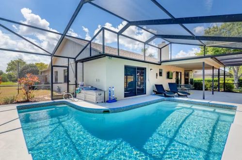 2542 Kingdom Ave, Melbourne, FL 32934-7584