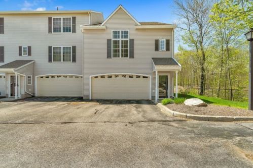 172 Briar Ln, Norwich, CT 06360-7429