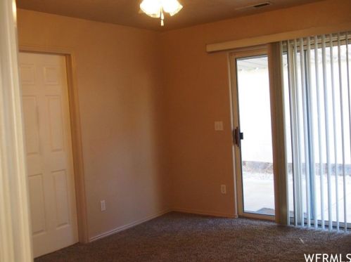 291 2040, Saint George UT  84790-2464 exterior