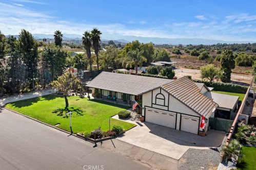 17411 Kaison Cir, Riverside, CA 92508-9589