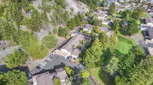 1069 Oddstad Blvd, Pacifica CA  94044-3858 exterior