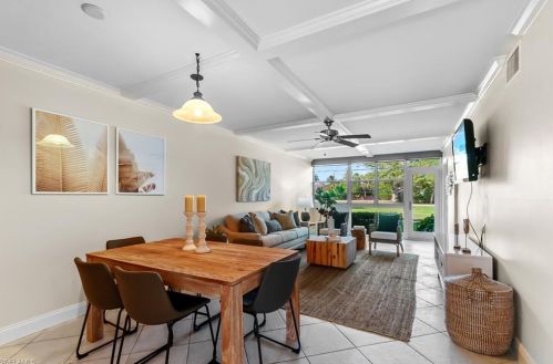 676 Broad Ave, Naples, FL 34102-7138