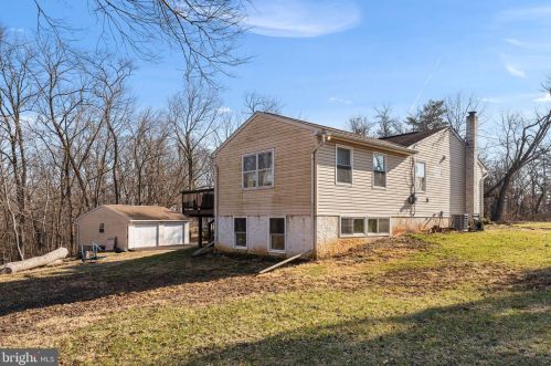 21 Clamer Ave, Collegeville PA  19426-2303 exterior